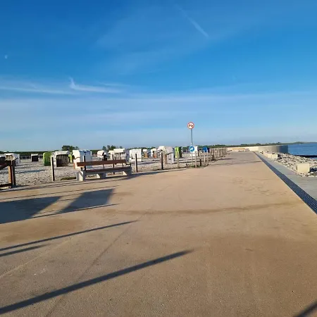 Kompassrose Ferienwohnung Sonnendeck * Norden